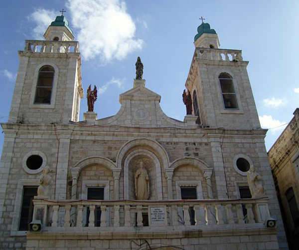 갈릴리 가나에 있는 로마가톨릭교회인 혼인교회의 전경