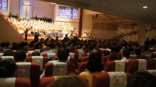 할렐루야 2018 뉴욕대복음화대회가 9일 프라미스교회에서 개막됐다.