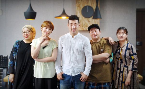 ▲헤리티지. (왼쪽부터) 박희영, 이신희, 김효식, 이철규, 이경선. ⓒ김신의 기자