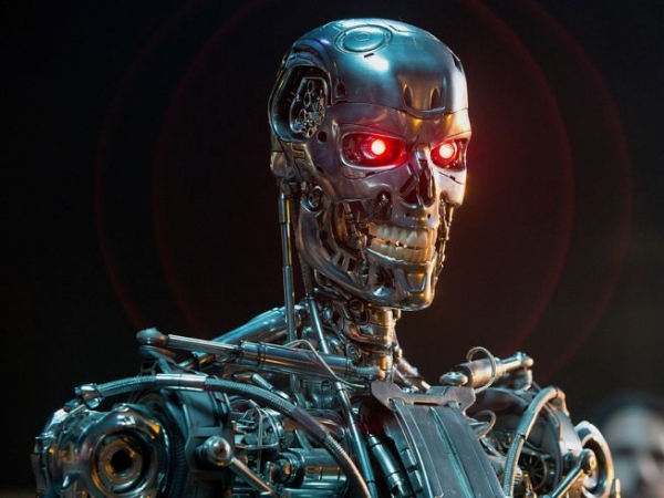 초인공지능과 로봇들에 의해 생존을 위협받는 인류의 투쟁을 그린 영화 <터미네이터>.