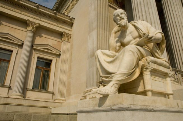 그리스 역사가·철학자 헤로도토스 동상. ⓒ픽사베이