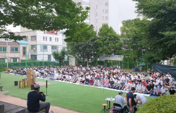 7월 31일 청주 신율봉공원 이슬람 종교행사 모습. ⓒ독자 제공