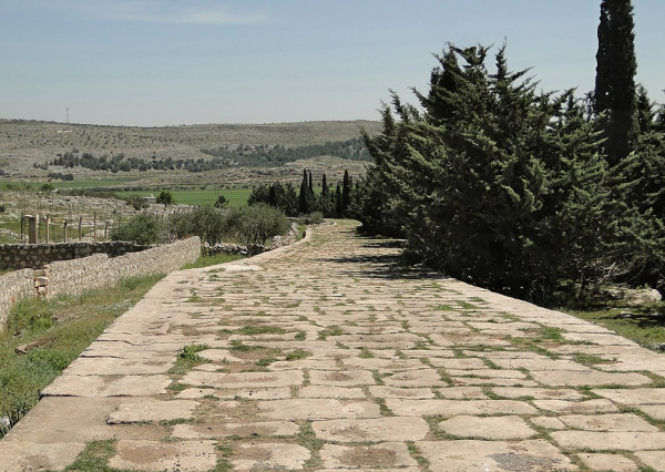 안디옥을 연결하는 고대 로마 도로