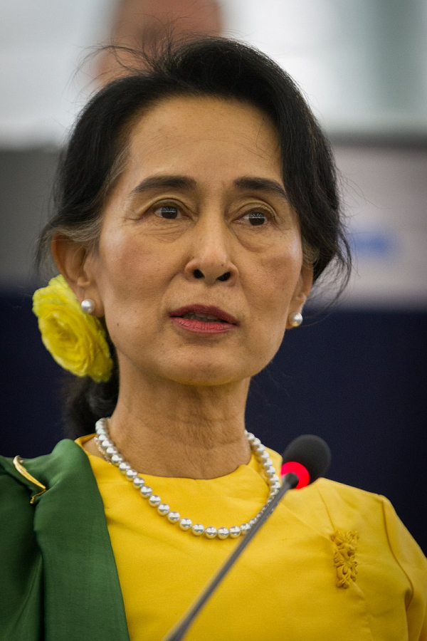 아웅산 수지 미얀마 국가고문