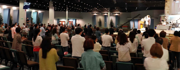 2 주 동안 현장 예배로 드려진 세미한교회 리뉴 714 집회 