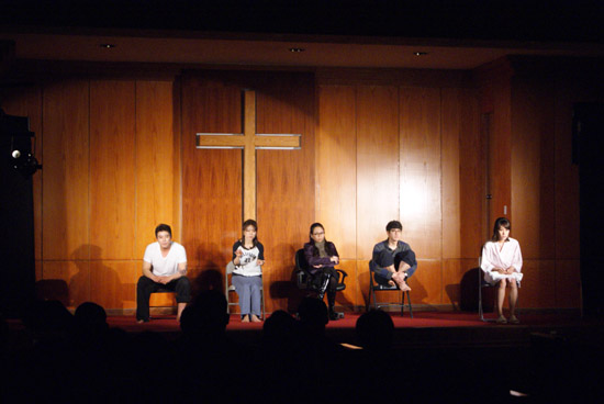 6개월 클럽 선한목자교회 공연 모습