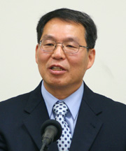 신임원장 손갑성 목사.