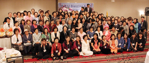 OC교협이 주최한 사모 블레싱 나잇에 이 지역 목회자 사모들이 참석해 즐거운 시간을 함께 했다. 