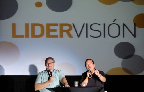 로스앤젤레스에서 열린 '리더비전(LiderVision)' 컨퍼런스에 참석한 릭 워렌 목사.