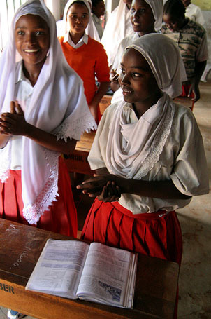 아프리카의 무슬림 여학생 
