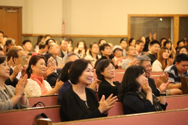 BSN 합창단 창단연주회가 27일 퀸즈한인교회에서 성황 가운데 개최됐다.