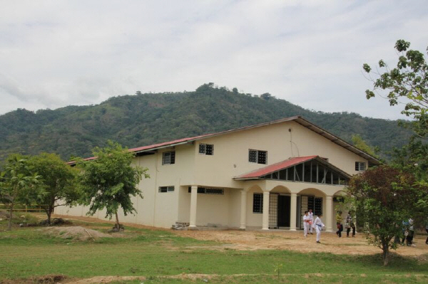 혼두라스 공립학교에 태권도 선교의 문이 열렸다.
