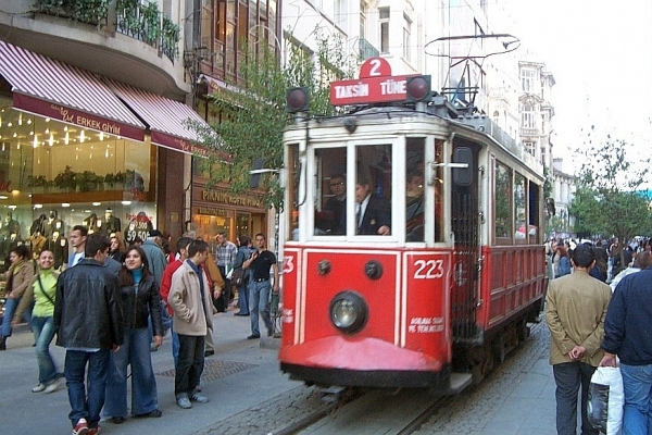 이스탄불의 막심 전차.