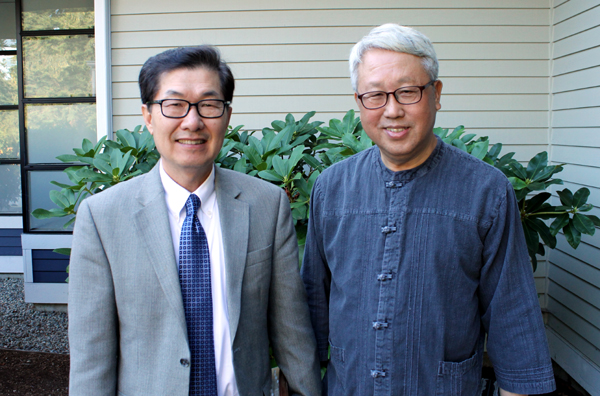 시애틀 연합장로교회 장윤기 목사(좌)와 이동원 목사